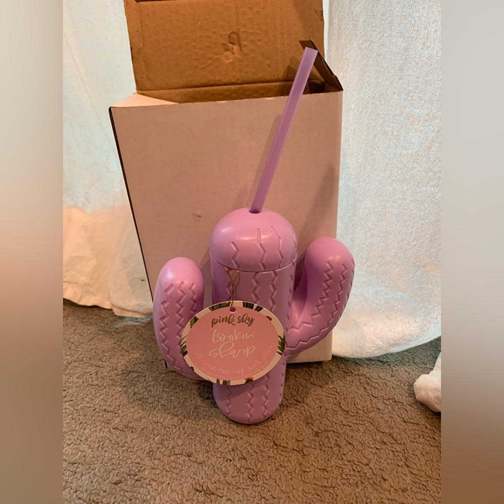 Cactus cup with straw